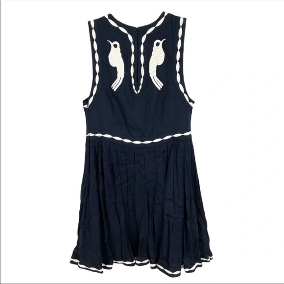 Free People Bird of a Feather embroidered Mini Dress Sz 4 boho black and white - Picture 2 of 5